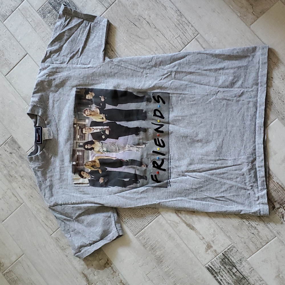 Vintage Friends Authentic NBC Experience Store Short Sleeve Tee Shirt Gray Small